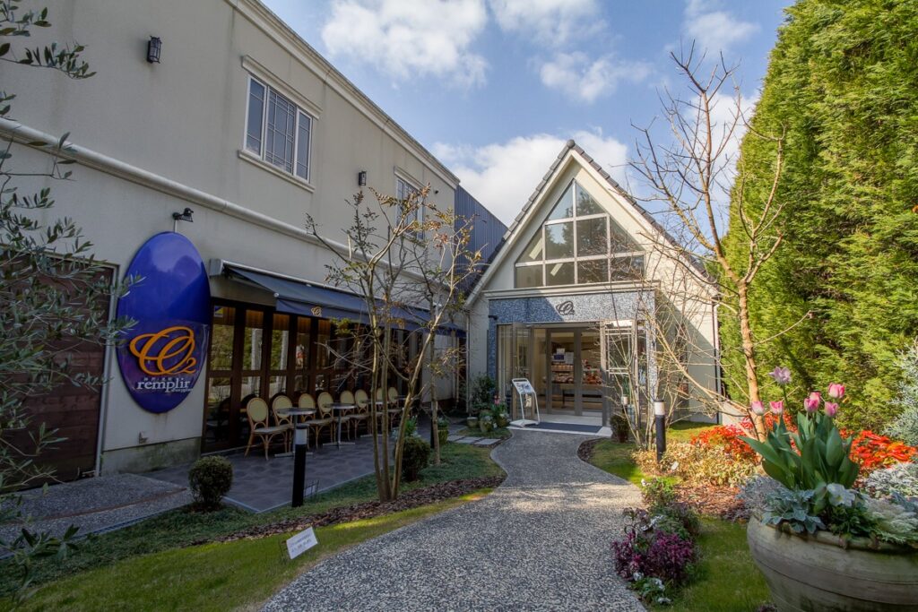 ランプリール本店外観